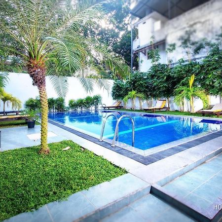 Hotel Romano Negombo Exterior photo