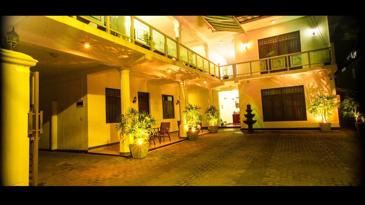 Hotel Romano Negombo Exterior photo